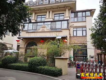 天鵝灣雙拼豪華別墅前后大院自動門